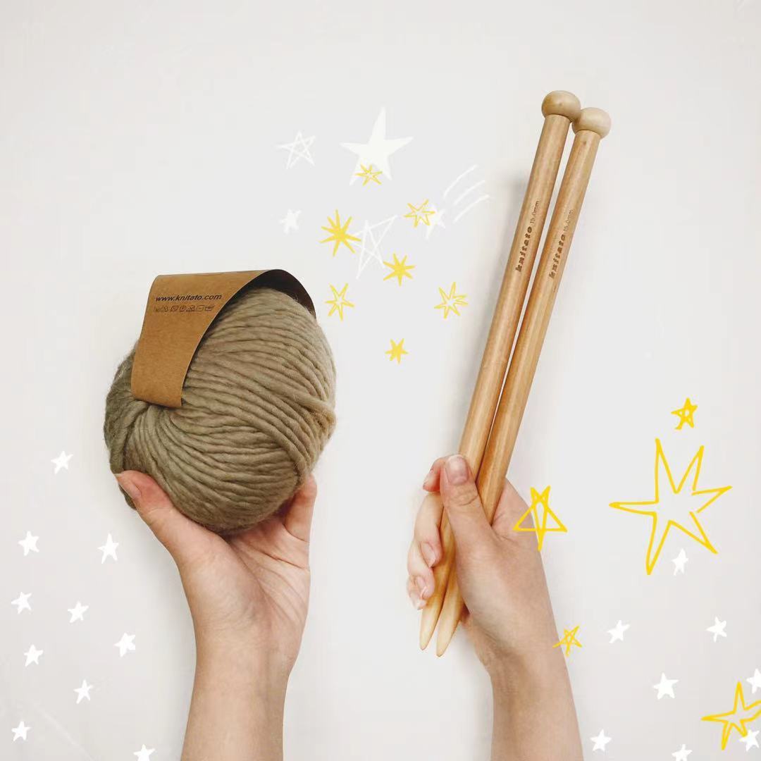 Straight Knitting Needle (15mm)