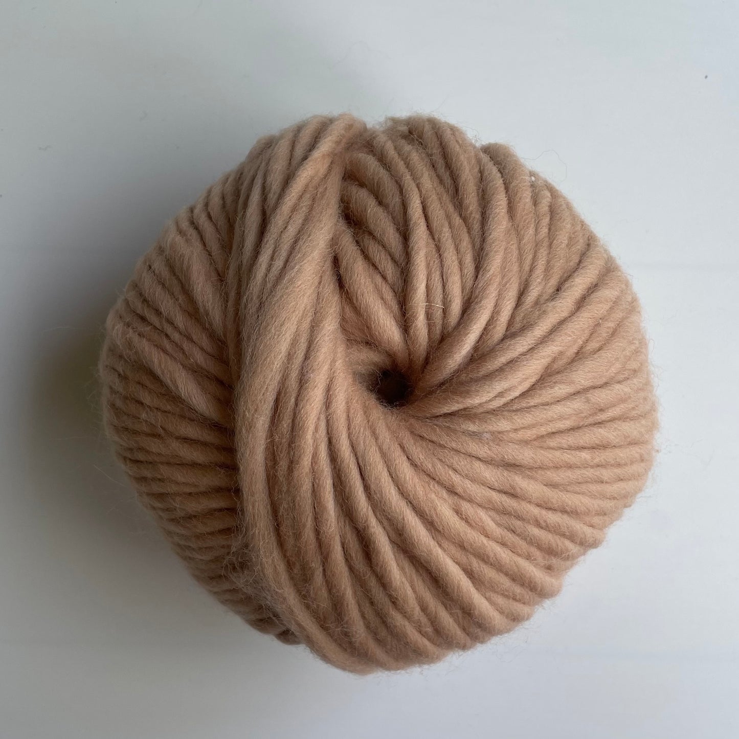 Chunky Cloud - Light beige/milk tea| Chunky Yarn | Super Bulky Merino Wool