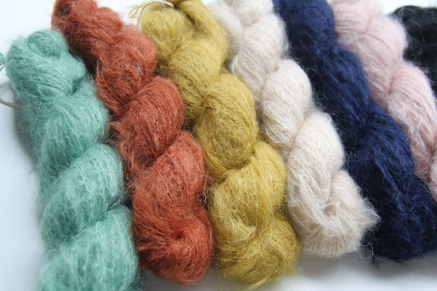 Mohair Cloud - Mustard (Hank)